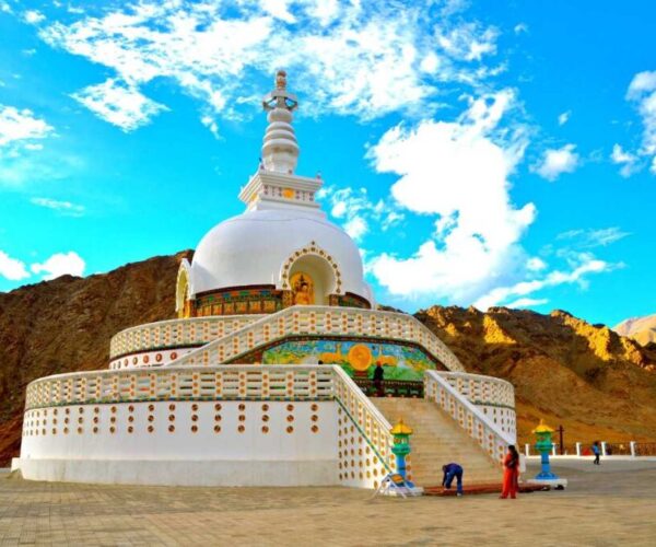 Shanti_Stupa,_Leh,_Ladakh_20180305180249